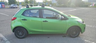 Mazda 2 - 8