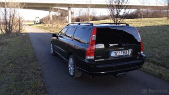 Volvo V70 2.5T AWD - 8