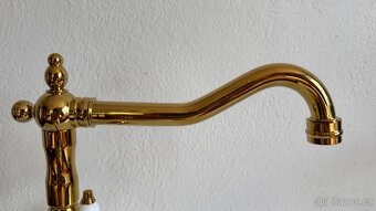 Zlatá kuchyňská baterie BOAOTX - 8