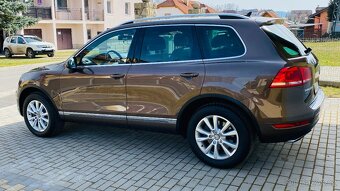 Prodám Volkswagen Touareg II 7P, 3.0TDI, CZ, servisní kniha - 8