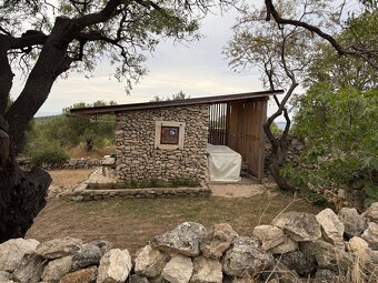 Prodej domu v Chorvatsku s olivovníkovou zahradou - 8