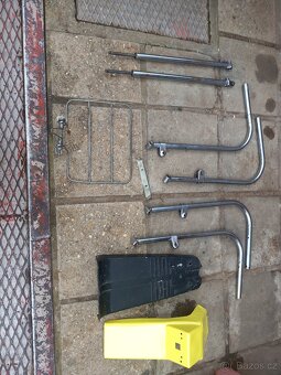 Dily Stella,ruzne zbytky po renovacich - 8