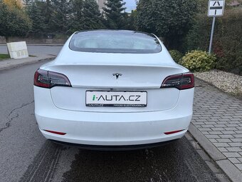 TESLA MODEL 3 SR+ 08/2021 74134KM SOH 92% BÍLÝ INTERIÉR - 8