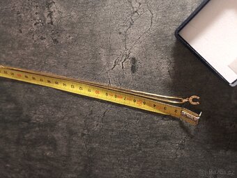 Zlatý řetízek s přívěskem se zirkony - 8