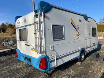 OBYTNÝ KARAVAN KNAUS BLUELINE 450 model 2000 - 8