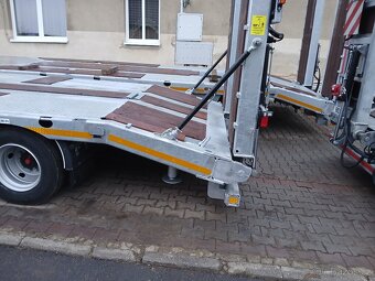 Přívěs na kompresor vrtná souprava CAT Volvo - 8