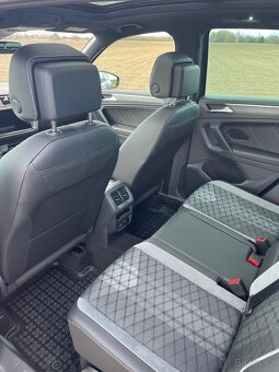 Tiguan R-Line 1.4 TSI eHybrid 180 kW - 8