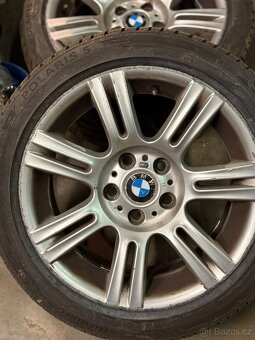 M Paket KOLA BMW E90 - 8
