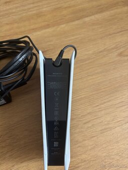 Prodám Playstation 5 - 8