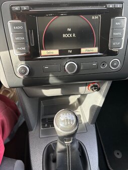 VW Touran LIFE 1.2 TSI , r. 2014, 172 tkm - 8