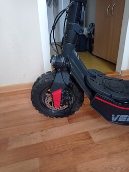 Elektronická koloběžka - 8