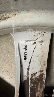 Sada alu disků BMW 8JX18 EH2 + - 8