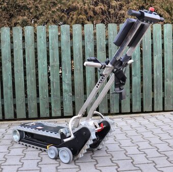 Pásový schodolez - 8