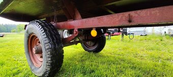 Vlek za traktor - 5t - sklápěcí - dvou píst - 8
