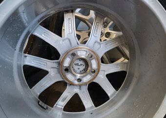 Zimní alu sada R18 pro Volvo XC60 - 90 235/60/18 - 8