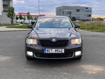 Superb 2 2.0 tdi 125kw - 8