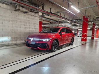 VW Golf 8, 110 KW, nejnovější model - 8