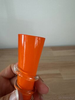 Stará skleněná váza oranžová - 8