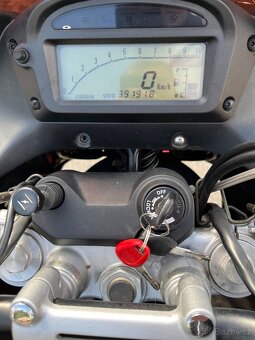 Suzuki XF 650 Freewind 35 kw - 8
