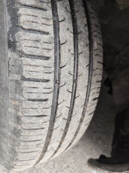 Opel Omega A 2.4i benzín 92kW, automat, bez dokladů - 8