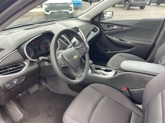 Chevrolet Malibu RS 2024 – moderní, 1.5L I4, CVT - 8