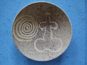 Vánoční dárky: hrnky, těžítka, váza, sklenice, tácy aj. - 8