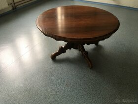 Starožitný vyřezávaný stůl - 8