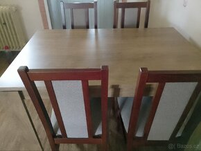 kuchynský stôl a stoličky - 8