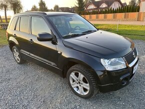 Suzuki Grand Vitara 2.0 benzín 4x4 plně pojízdné - 8