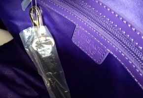 Nová luxusní kabelka Versace Jeans - 8