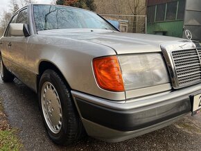 MERCEDES BENZ W124 260E BEZ KOROZE PŮVOD ČR - 8