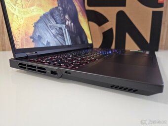 16"2,5K LEGION PRO 5 i7-14650HX,16GB RAM,RTX 4060 8GB,1TB - 8