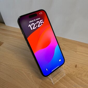iPhone 15 128GB, černý, eSIM (12 měsíců záruka) - 8