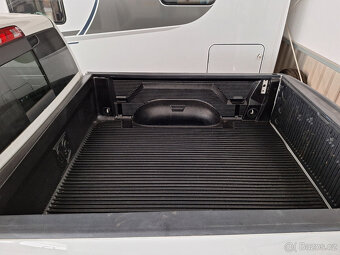 Dodge RAM 2500 - 8