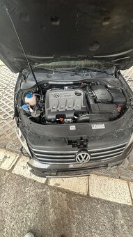 VW Passat b7 2,0 TDi - DSG výbava Highline, kůže - alcantara - 8