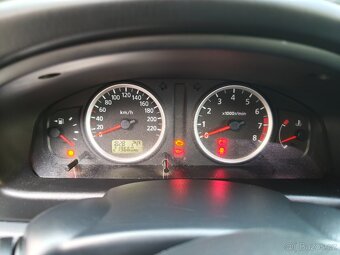 Nissan Almera 1.5 72 kw - 8