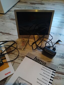 Digitální fotorámeček HAMA Steel Basic - 8