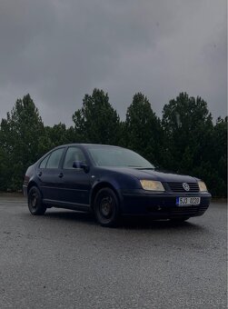 VW Bora 1.6 16V 77kw Climatronic - 8