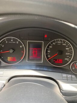 Prodám- Audi A4 b7 1.6-75kW benzin.-r.v 2007. - 8