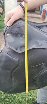 Vsestranne sedlo 17,5/2 - 8