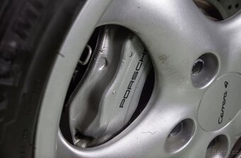 Porsche 993 Carrera 4 Coupé, 1995 – legenda na čtyřech kolec - 8