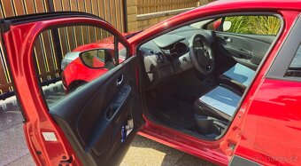 RENAULT CLIO IV - 20500km, garážovaný,  nebouraný - 8