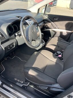 Toyota Corolla Verso 1.8i Benzin - 8