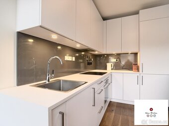 Pronájem bytu 3+kk 61 m², Praha - Vinohrady, ev.č. 00086-1 - 8