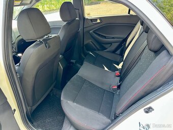 Hyundai i20 SMART 1.2i 55KW ČR - 8