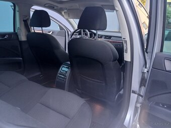 Škoda Superb 2.0tdi 4x4 panorama - 8