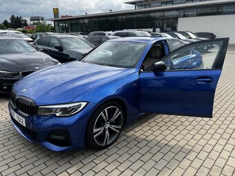 BMW 3er (G20) 330d xDrive M Sport – TOP výbava, krásný stav - 8