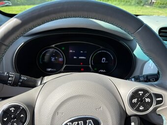 Kia soul elektro - 8