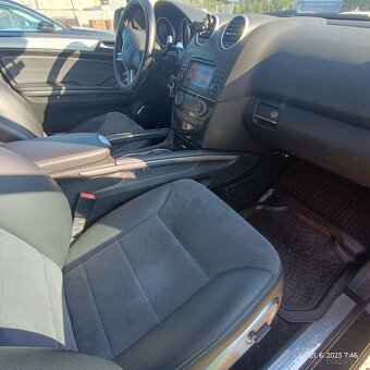 Mercedes ML350 automat 4x4,rok 2010, TZ 3,5T, serviska,TOP - 8