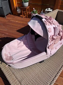 Priam Lux Carry Cot - 8